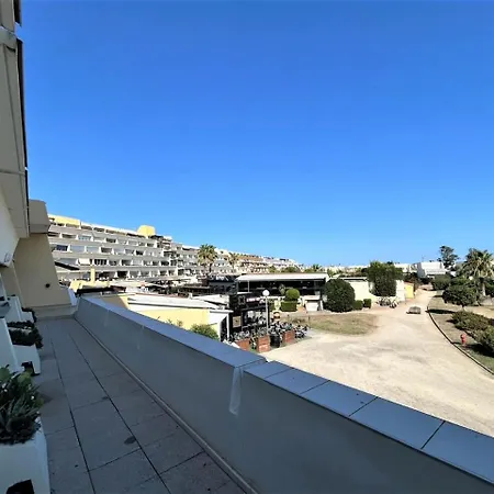 Beau Sur Coursives A Port Nature Au Village Naturiste Apartmán